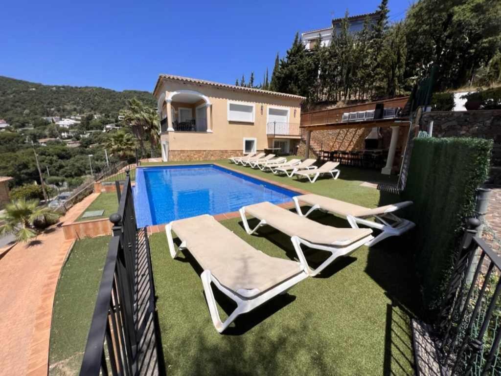 Casa Mas Ambros Con Piscina Desbordante Villa กาลองเย ภายนอก รูปภาพ